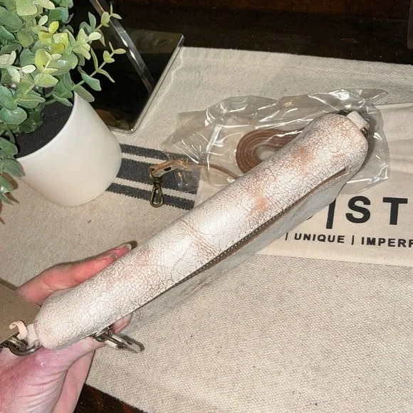 NWT Bed Stu Leather Cadence Wallet Wristlet Crossbody Nectar Lux MSRP $175 - Picture 7 of 16